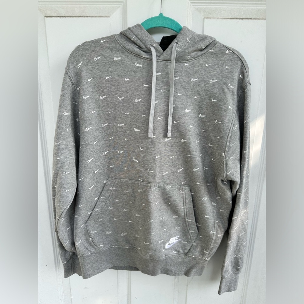 Nike pullover hoodie! Size small
